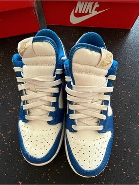 Nike DUNK White and Blue Low-Top Sneakers